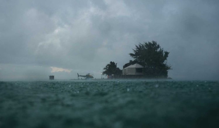 Flyfishing’s first descent on Honduras’ Faraway Cay Flyfishing’s first descent on Honduras’ Faraway Cay